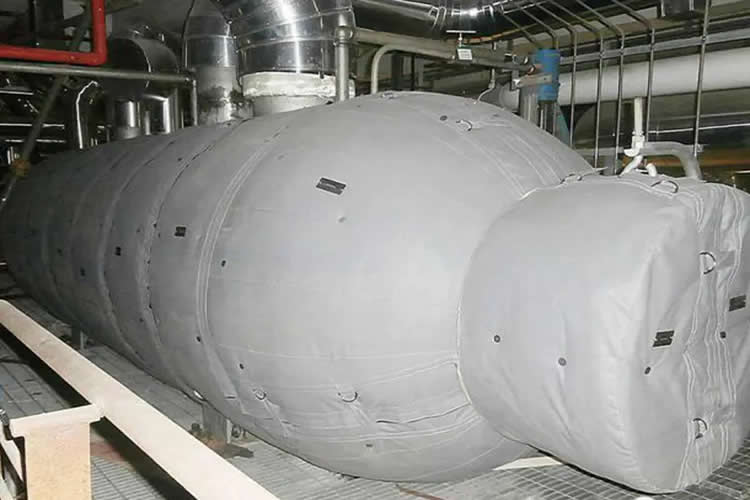 再沸器保溫,再沸器<a href=http://www.aaaa111236.cn/e/tags/?tagname=%E4%BF%9D%E6%B8%A9%E5%A5%97 target=_blank class=infotextkey>保溫套</a>,<a href=http://www.aaaa111236.cn/e/tags/?tagname=%E6%8D%A2%E7%83%AD%E5%99%A8%E4%BF%9D%E6%B8%A9 target=_blank class=infotextkey>換熱器保溫</a>